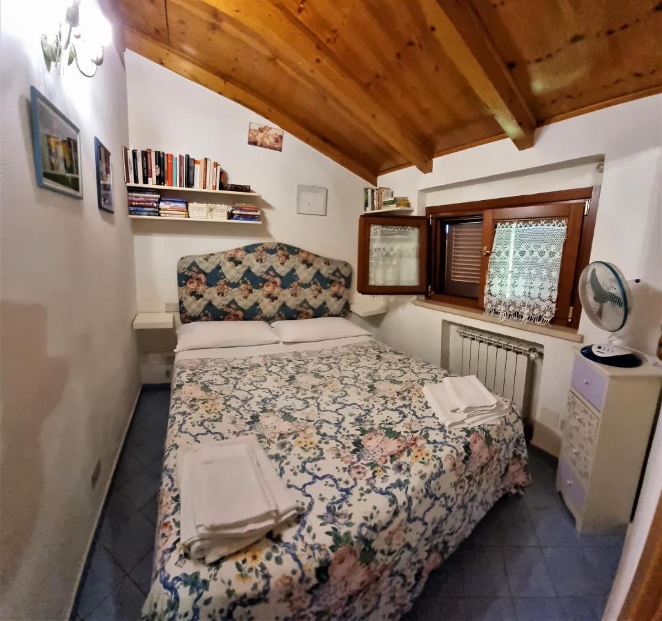 Villa Cecilia Sul Lago Fronte Mare Sperlonga Exteriér fotografie