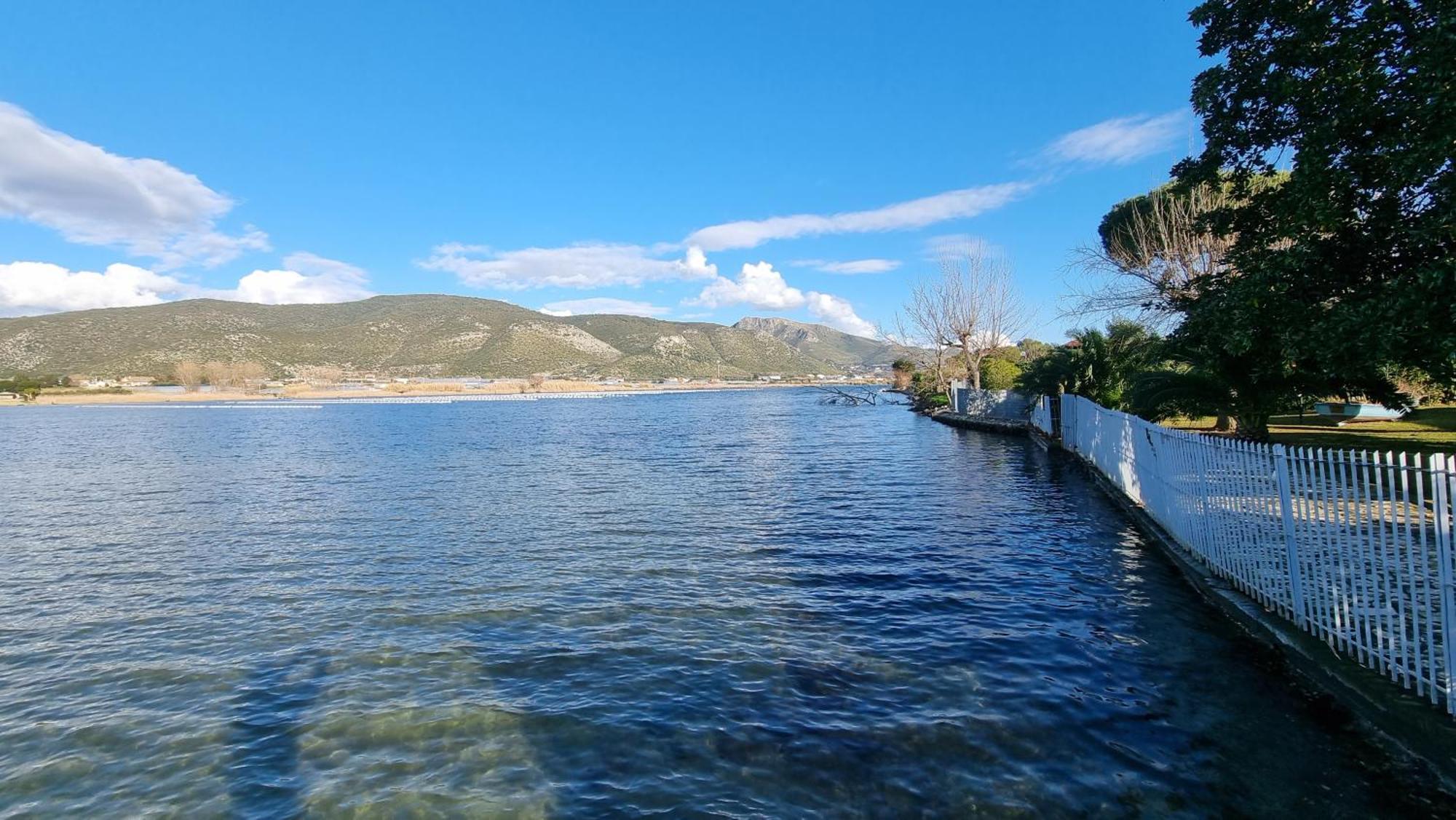 Villa Cecilia Sul Lago Fronte Mare Sperlonga Exteriér fotografie